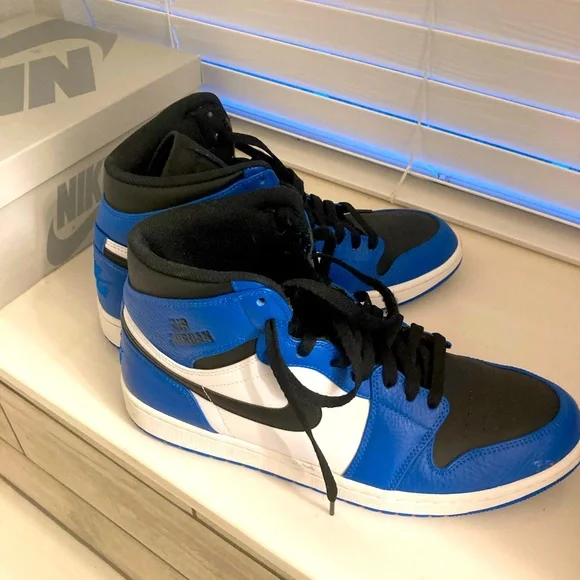Jordan 1 Rare Air Blue and Black. Rare find! Jordan 1 Retro High OG  main image 4